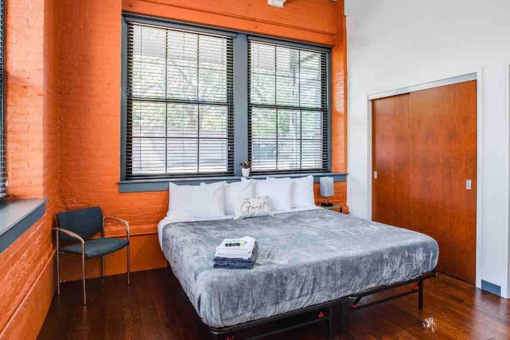 Apartamento Ny Style Centric Loft With King Bed By Park Av Rochester Exterior foto