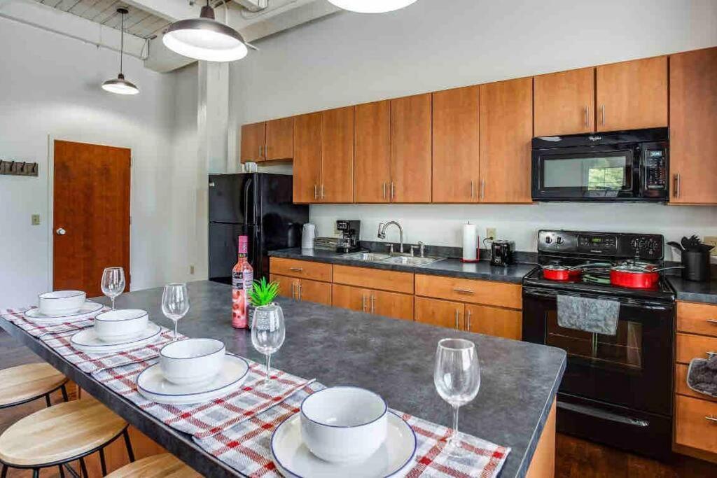 Apartamento Ny Style Centric Loft With King Bed By Park Av Rochester Exterior foto